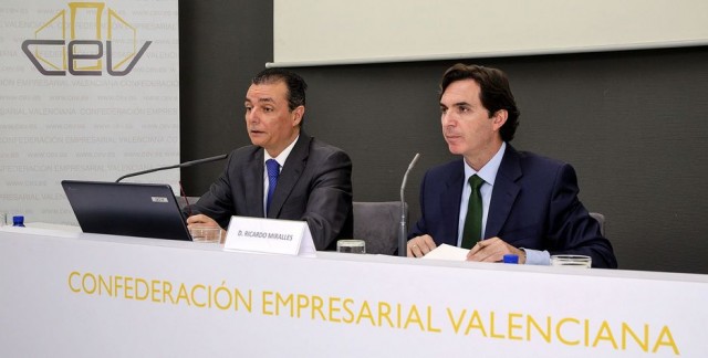 La patronal de Valencia alerta de que la actividad económica 