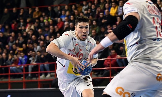 Los Hispanos empatan ante Croacia y pasan invictos a semifinales como líderes de grupo