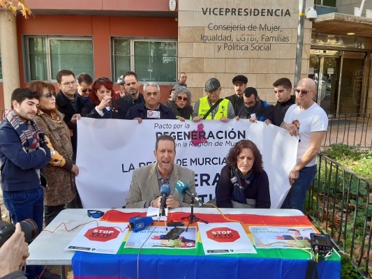 Pacto por la Regeneración llama a los murcianos a manifestarse contra el 'pin parental'