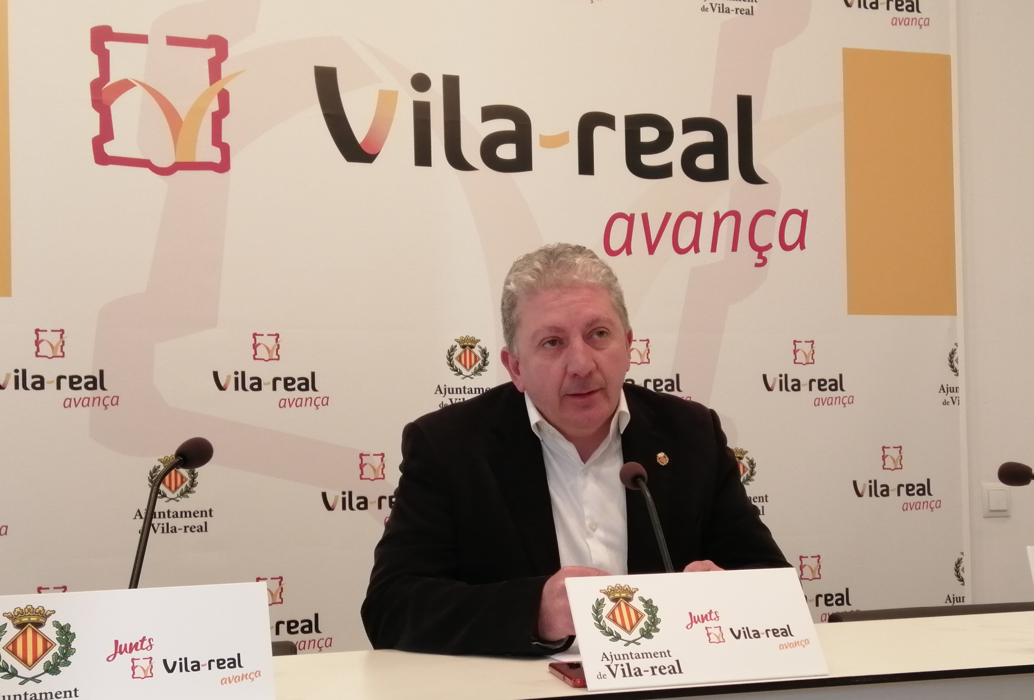 Serralvo (PSOE) recuerda a Cs que el reglamento ya ampara al valencià para el puesto de secretario en Vila-real