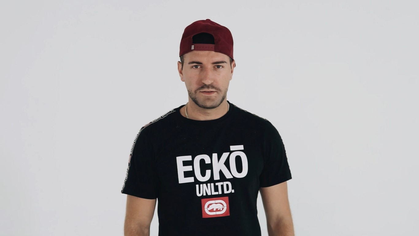 El Blüe, l'as del rap en valencià, mostra com sona el seu nou grup Malparlat en un concert 