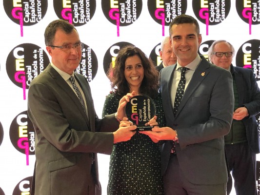 Murcia recibe el testigo como Capital Española de la Gastronomía y lo celebrará este domingo con Viva Suecia y Maldita Nerea