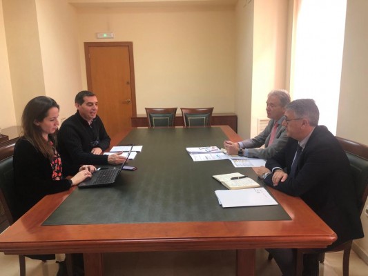 Generalitat, CHS y el comisionado del Plan Vega Renhace se reunen para coordinar las acciones