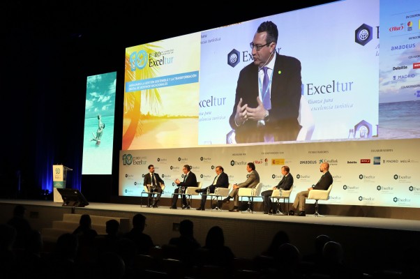 Benidorm acude a Fitur en un mes clave para el 'brexit' y su temporada