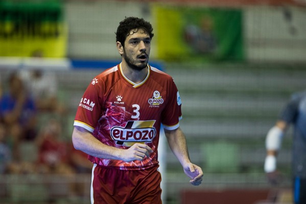 Marc Tolrà, de ElPozo; y Javier Solano, del Jimbee, buscarán el billete para el Mundial con la selección