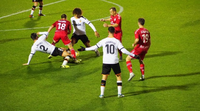 El Castellón se reencuentra con la victoria frente al Valencia Mestalla gracias a un gol de Serra
