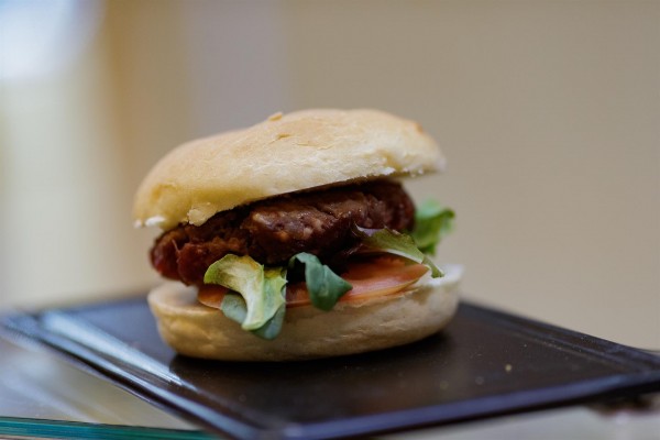 Alerta alimentaria por alto contenido en gluten sin declarar en unas hamburguesas distribuidas en la Comunitat