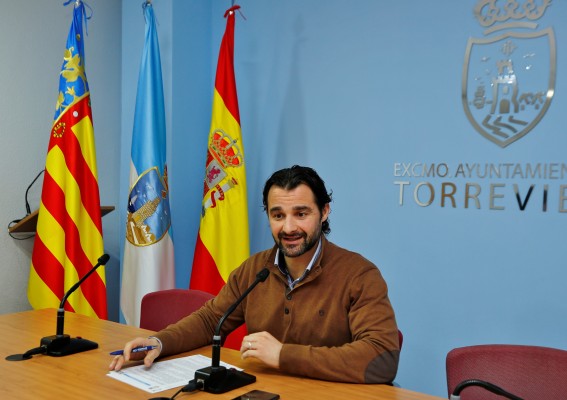 Puig da cita al alcalde de Torrevieja: Dolón urge inversiones educativas y el futuro del hospital