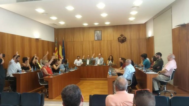 Orihuela incorpora 4 asesores a los 18 nombrados en octubre con un gasto total de 746.200 euros