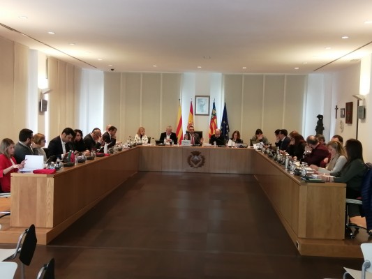 Vila-real aprueba un presupuesto de 47,2 millones que prioriza el reequilibrio y la reducción de deuda