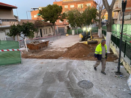 Renovación urbana en Torreagüera: rampas y aparcamientos para la Plaza Antonete Gálvez 