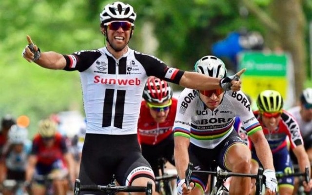 Matthews gana en Rodez y Froome recupera el maillot amarillo