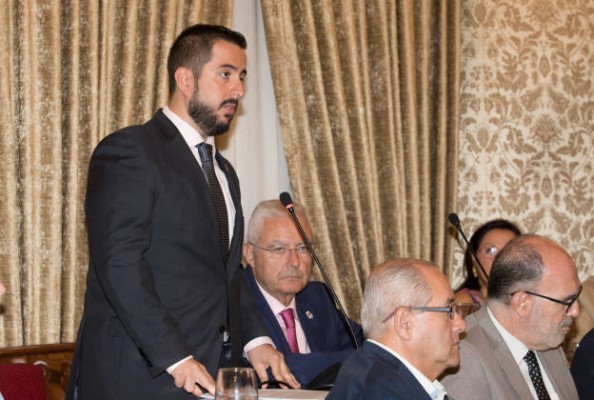 Vox lleva el debate lingüístico al pleno: pide que Alicante se declare castellano-parlante