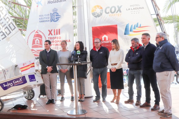 Puesta de largo del Trofeo Euromarina de Optimist con más de 400 regatistas inscritos