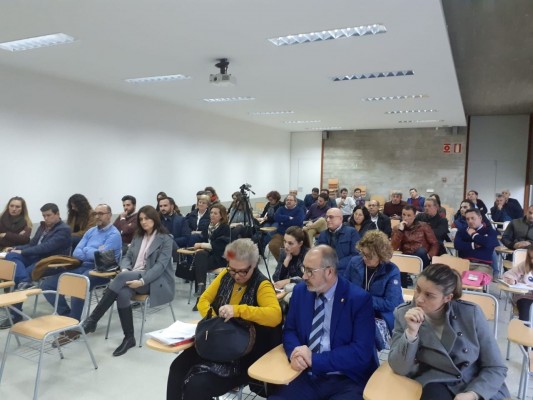 Educación continúa la labor pedagógica del plurilingüismo pero no convence a PP y Cs
