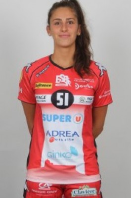El Elche Mustang se refuerza con la francesa Perrine Bertrand

