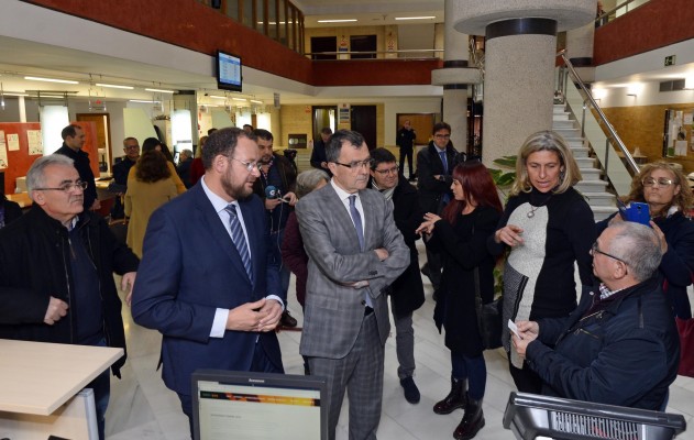 Ocho oficinas de atención ciudadana en Murcia ya son accesibles para las personas sordas