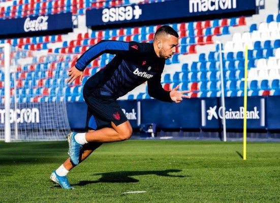 El Levante arranca con Vezo la preparación del duelo ante el Alavés