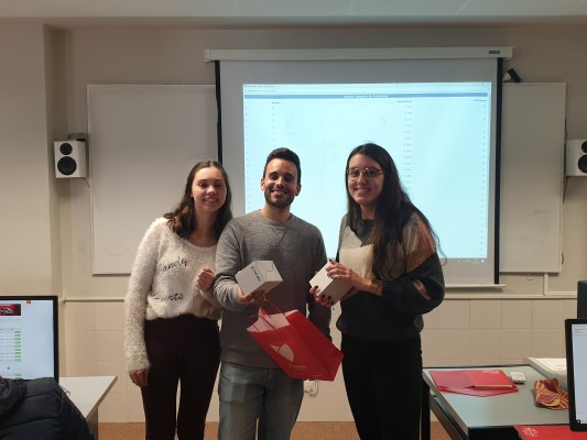 Florida Universitària transforma al alumnado en 'Bróker por un día'
