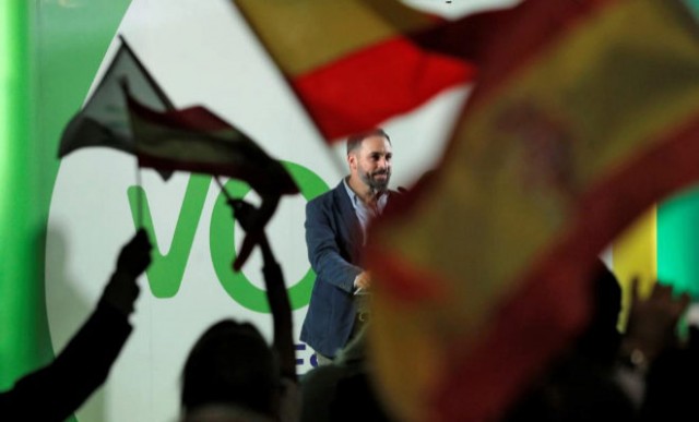 La Fiscalía recurre el archivo del tuit racista de Vox que acusaba a inmigrantes de una agresión sexual
