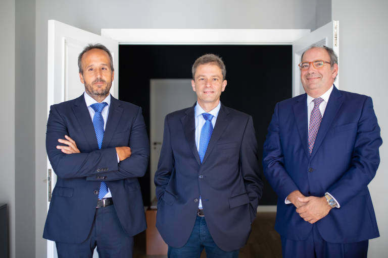 De izq. a derecha: Antonio Aspas, Julián Pascual y Rafael Valera (Foto: ESTRELLA JOVER) - 