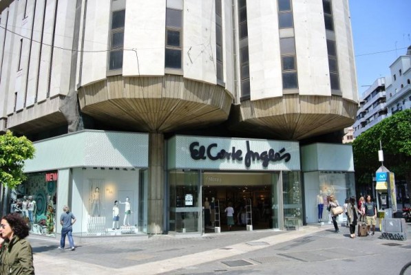 Banco de España niega que El Corte Inglés haya solicitado licencia para crear su propio banco