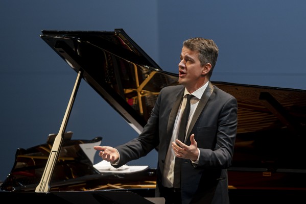 Jaroussky elige Les Arts para cambiarse de siglo