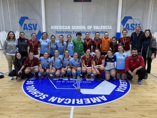El senior del CH Xaloc se proclama campeón de la liga femenina de sala