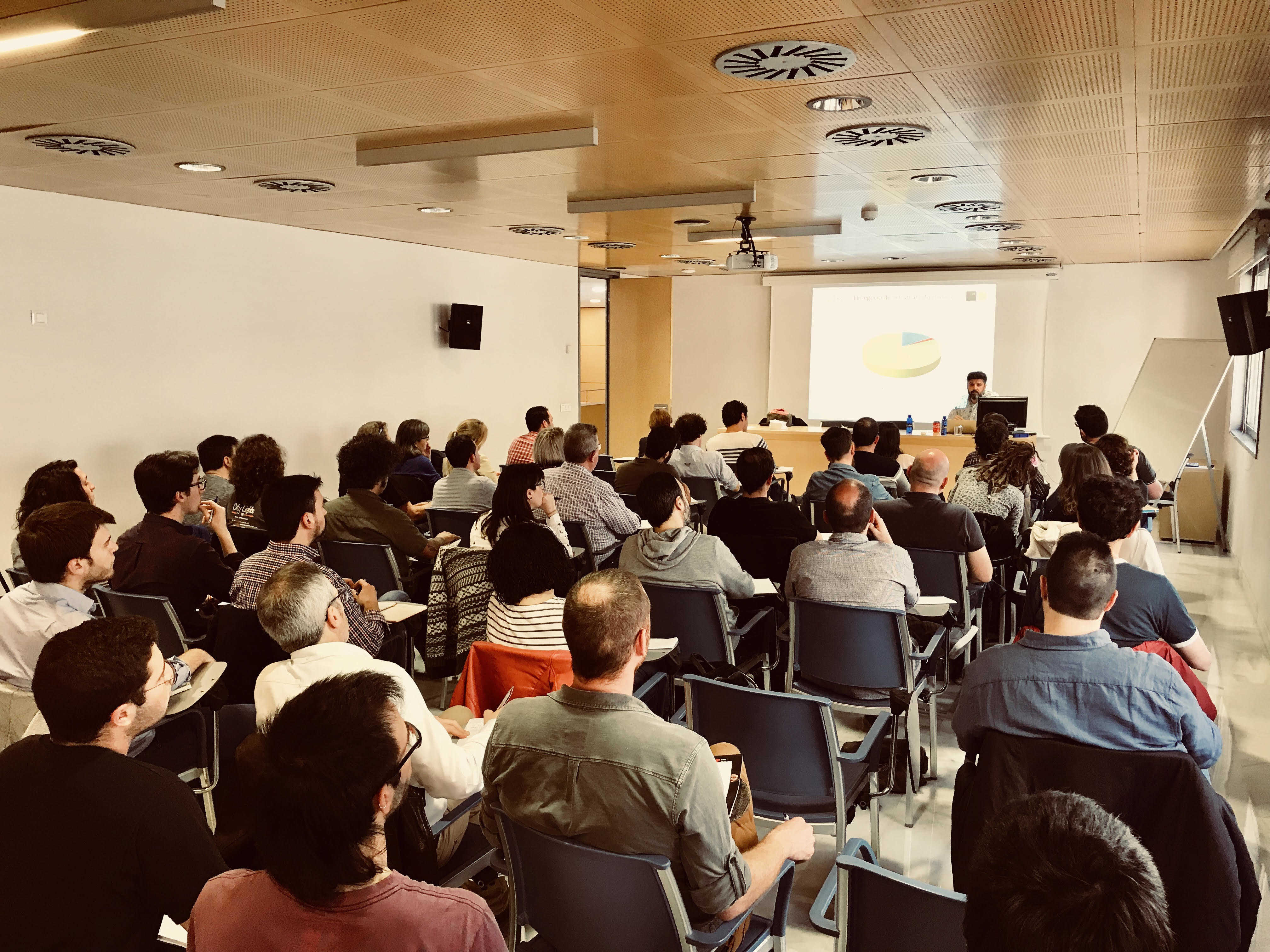 Juan Manuel Latorre, entre los invitados al curso 'Conocimientos básicos del negocio musical'