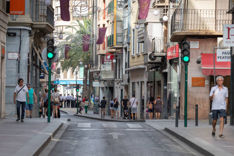 Elda, Elche y Orihuela, entre las ciudades con menos renta de España; Torrevieja sale de la lista