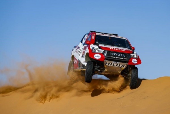 Serradori priva a Fernando Alonso de su primera victoria en el Dakar