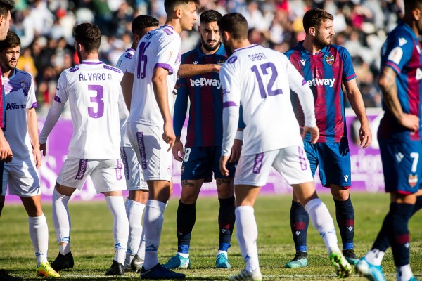 El Levante pasa a dieciseisavos en el último penalti