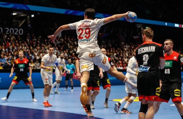 España se enfrenta a Países Bajos de camino a la Main Round