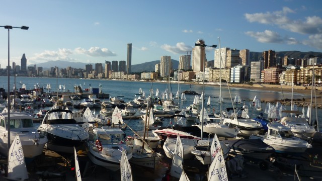 Ramón de la Serna, Elena Colom, Tim Lubat y Natalia Moreno, primeros líderes en Benidorm

