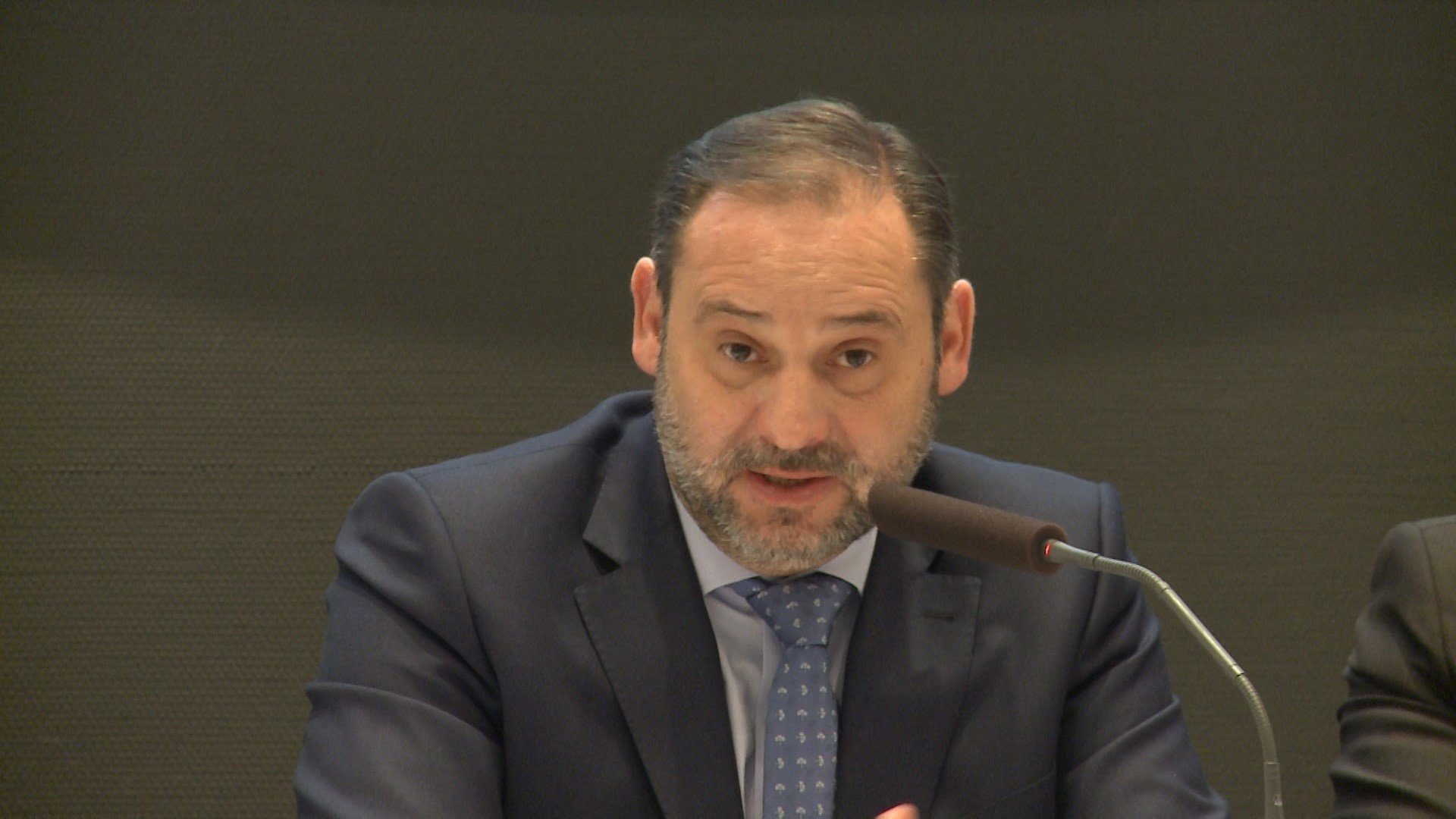 Ábalos atribuye el cambio de nombre del Ministerio a una 