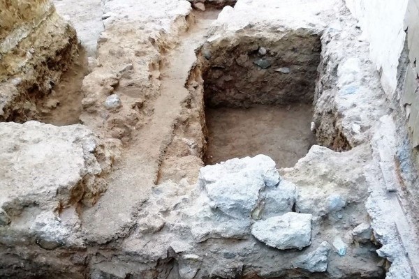 Restos cerámicos y un osario: el Anfiteatro romano sigue revelando secretos de la historia de Cartagena