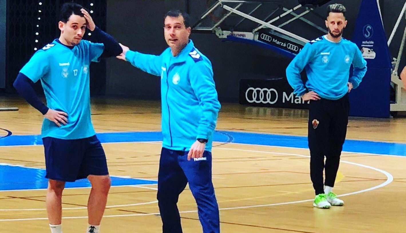 El Bisontes Castellón viaja a la cancha del Noia con el estreno de José Escrich en el banquillo