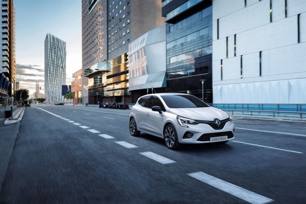 Renault presenta la versión híbrida del Clio y el Captur híbrido enchufable