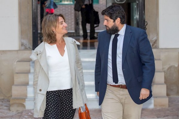 Sánchez premia y asciende a vicepresidenta a la ministra antitrasvases