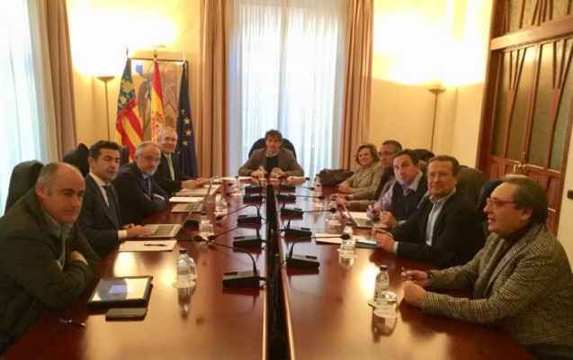 Aerocas licita por 600.000 € y para cinco años la asistencia jurídica tras asumir el aeropuerto