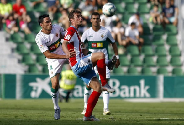 Ramón Folch sigue sin entrenar y es duda para el partido ante el Yeclano
