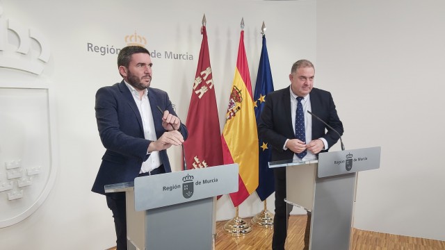 Los regantes quieren sentar a la ministra Ribera en el banquillo 