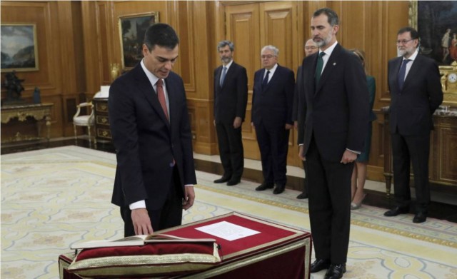 Pedro Sánchez promete por segunda vez ante el rey el cargo de jefe del Gobierno