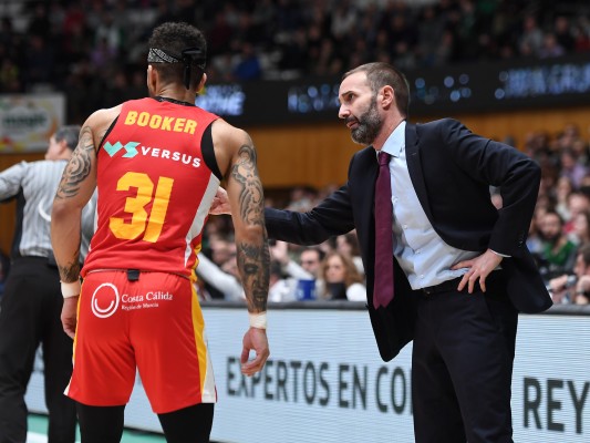 Hay que enganchar a los demás a Booker y a Eddie y evitar el miedo