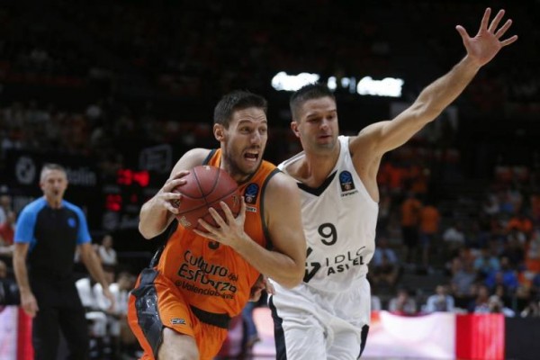 Valencia quiere regalarse un triunfo ante el Madrid y pasaporte virtual Copa
