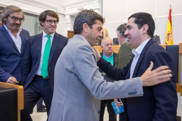 A la Diputación de Alicante se le atraganta la inversión: sólo llega el 10% a los municipios 