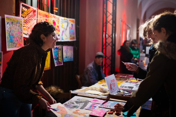 Rakel Stammer y Iurhi Peña, dos visiones de aristas hostiles del arte que se pueden curar en Tenderete