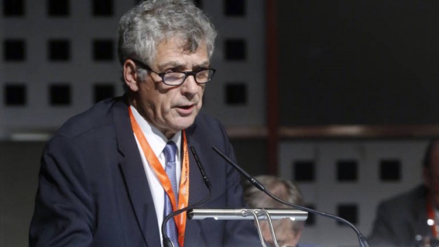 La Guardia Civil detiene a Ángel María Villar en una operación por corrupción
