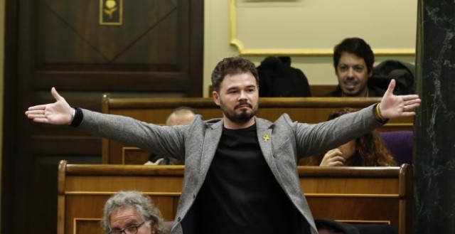 ERC mantiene su abstención y deja vía libre a la investidura de Sánchez