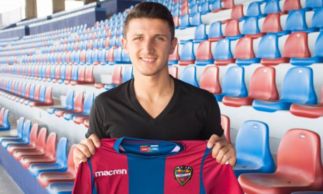 Bardhi se entrena por primera vez con el Levante